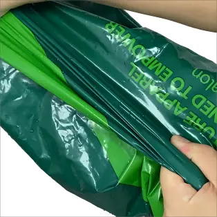 혁신적인 PE Courier 백은 안정적이고 친환경적인 포장 솔루션을 제공합니다.